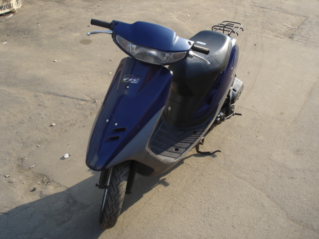 Скутер Honda Dio AF27 б/у синяя, в наличии (3448314)